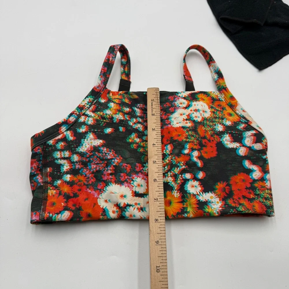 Aerie OFFLINE Goals Plunge Sports Bra 2698-1265 Black Floral Small Med Support